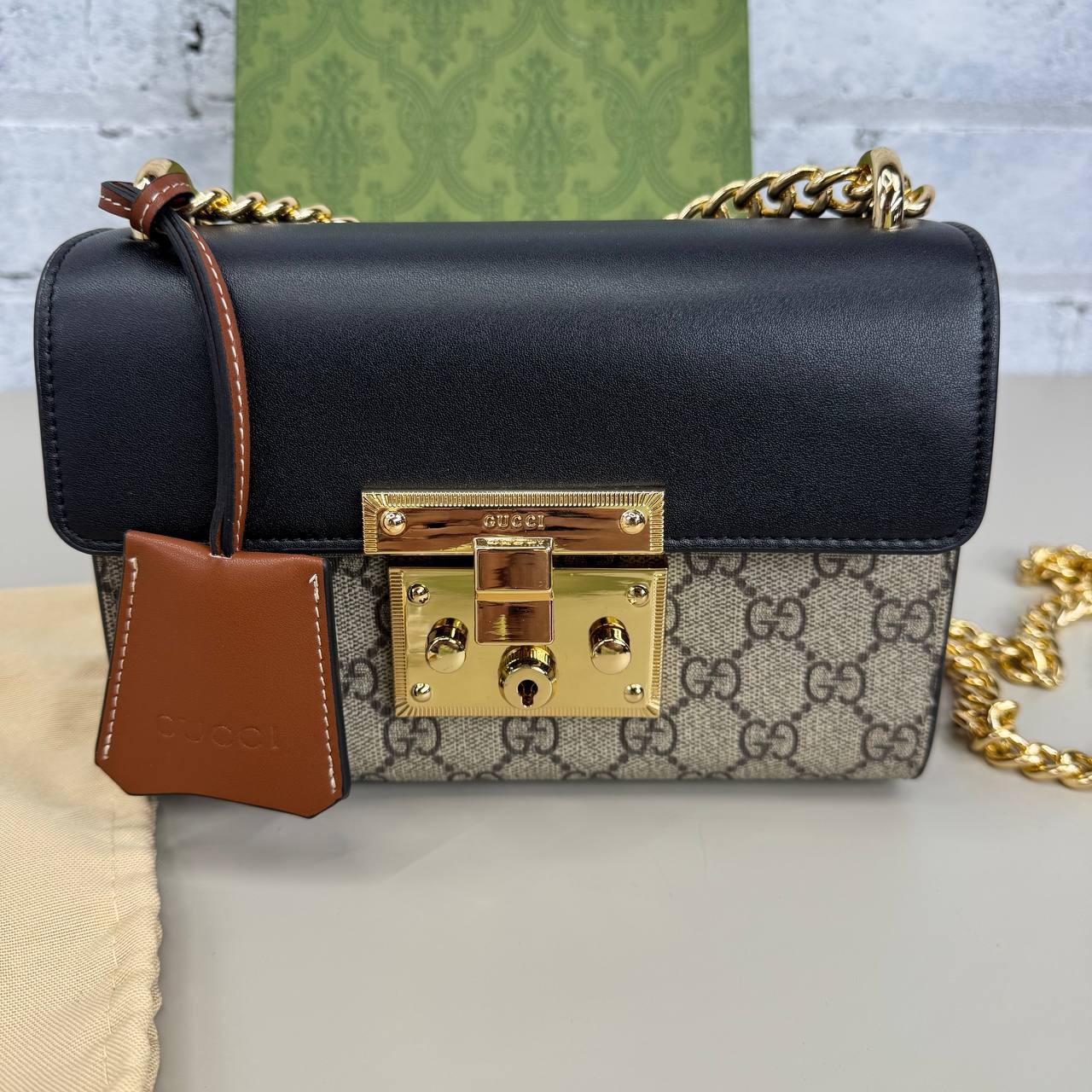 Gucci  Leather crossbody Rep bag Paddle Lock Small Chain Shoulder Sale UK