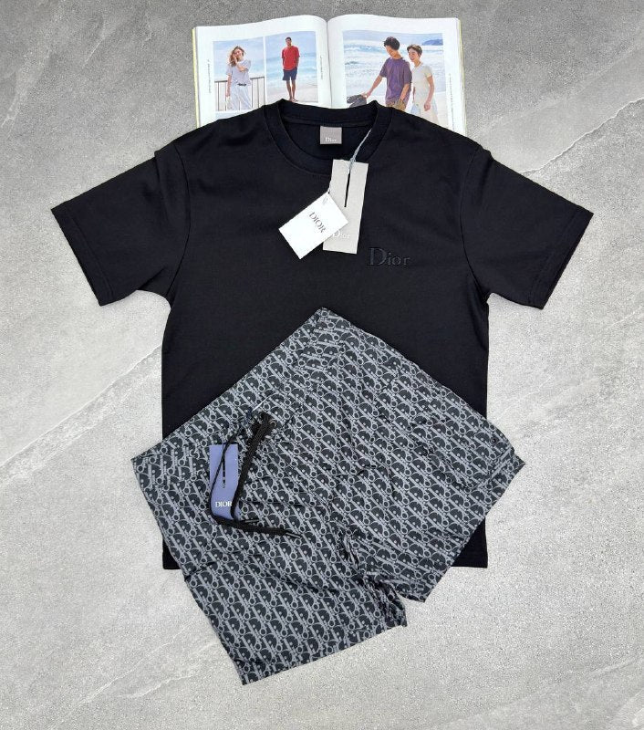 Dior Men's White T-Shirt and Oblique Motif Shorts Set AAA Quality Reps UK