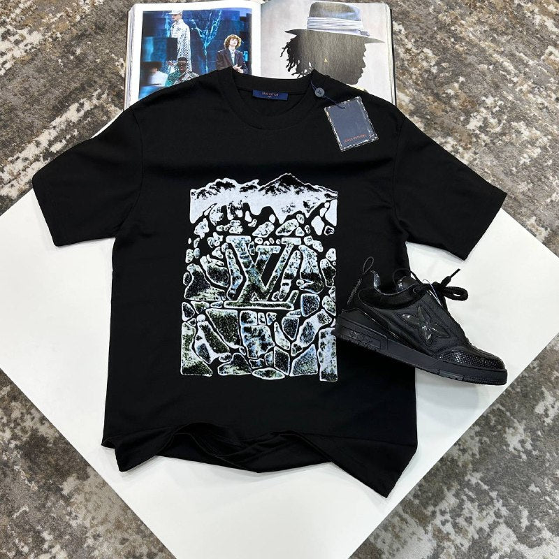 LV Mountain Motif Short-Sleeved T-Shirt UK Reps AAA+ Quality