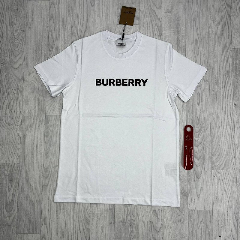 Burberry Logo Print Cotton T-Shirt UK Reps AAA Quality