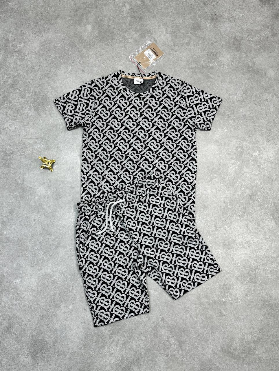 Burberry TB Monogram T-Shirt & Shorts Set UK Reps AAA Quality