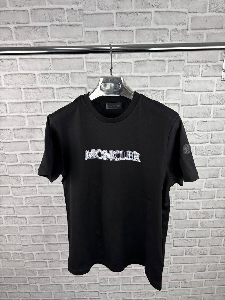 Moncler Blurred-Logo Cotton T-Shirt UK Reps AAA Quality