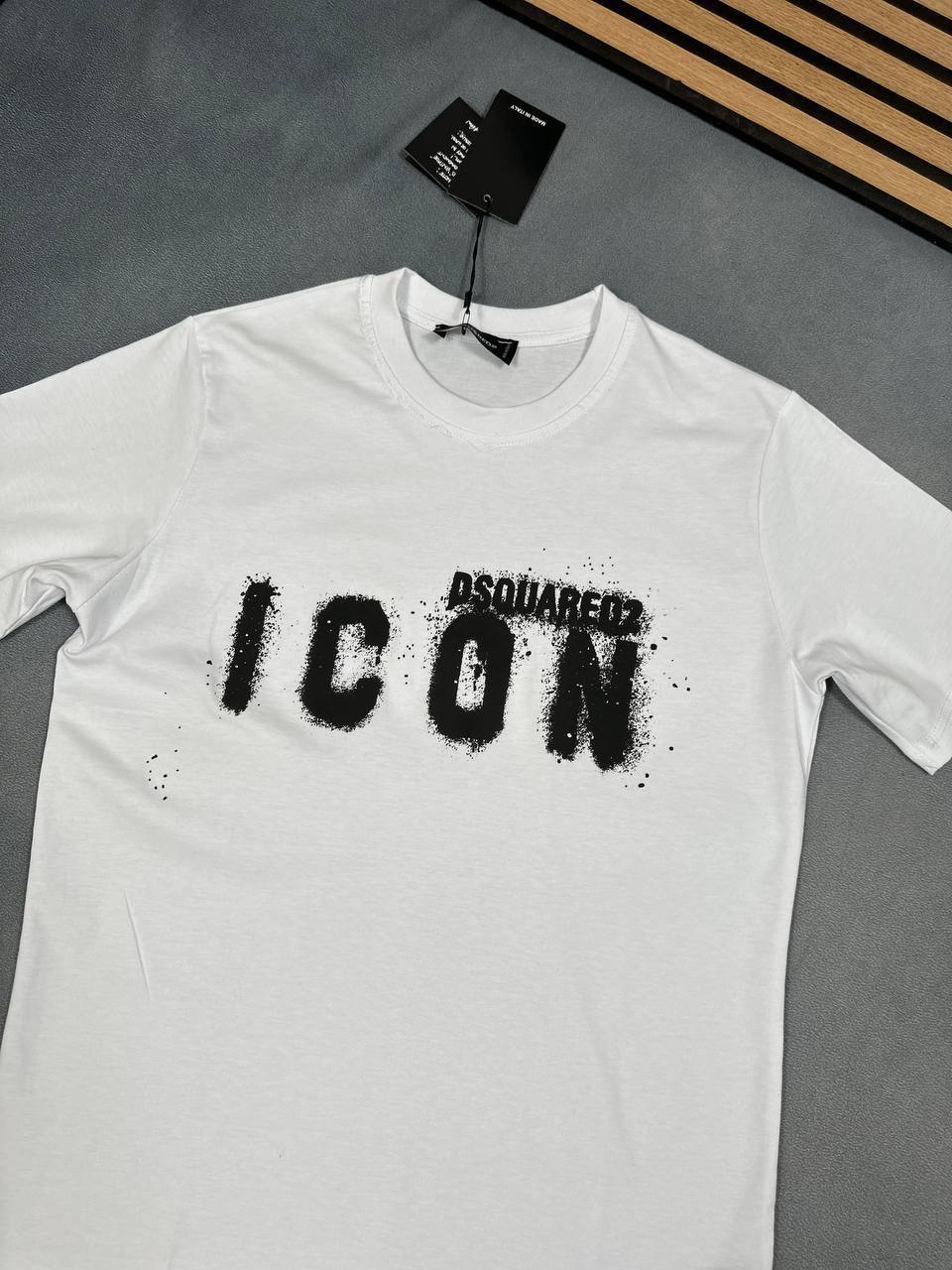DSQUARED2 "ICON" Spray Paint Print Black Graphic T-Shirt AAA Quality Reps UK