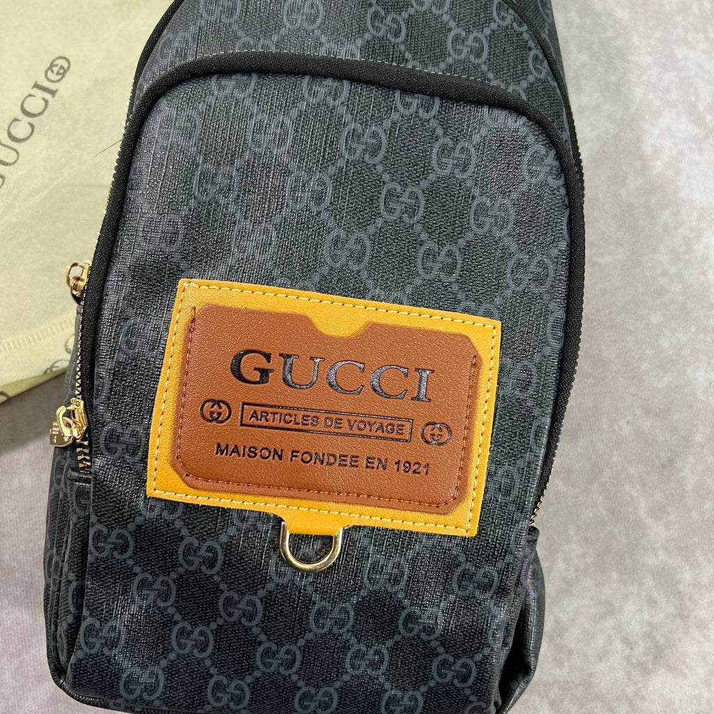 Gucci GG Supreme Sling Bag UK Reps AAA Quality