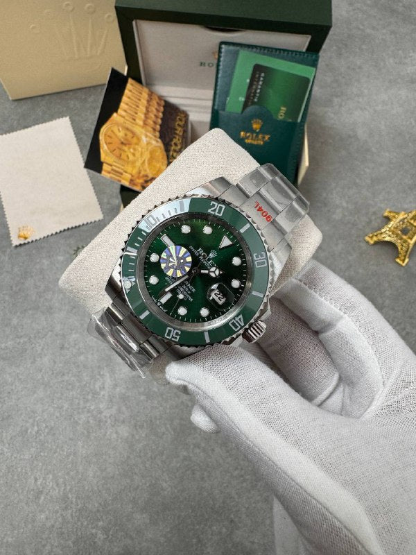 Rolex Submariner Date Green Dial Gold Luxury Men's Diver Watch AAA Quality Reps UK