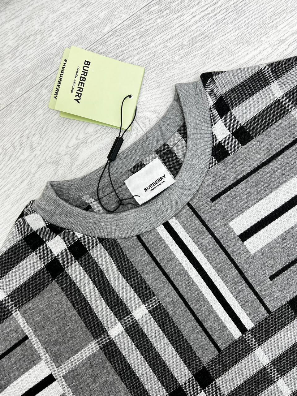 Burberry Check and Stripe set UK Reps AAA Quality
