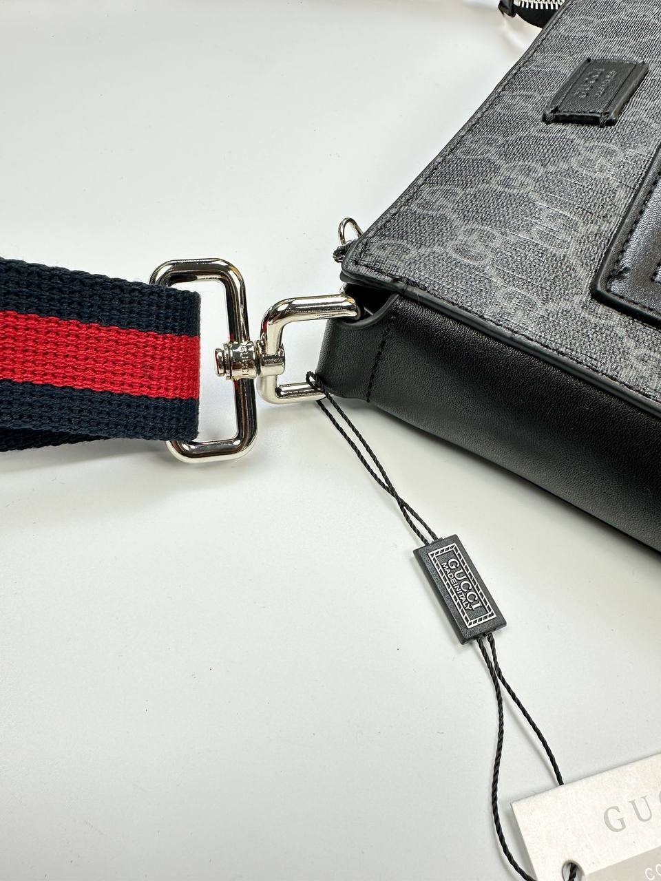 Gucci GG Black Supreme Small Messenger Bag UK Reps AAA Quality