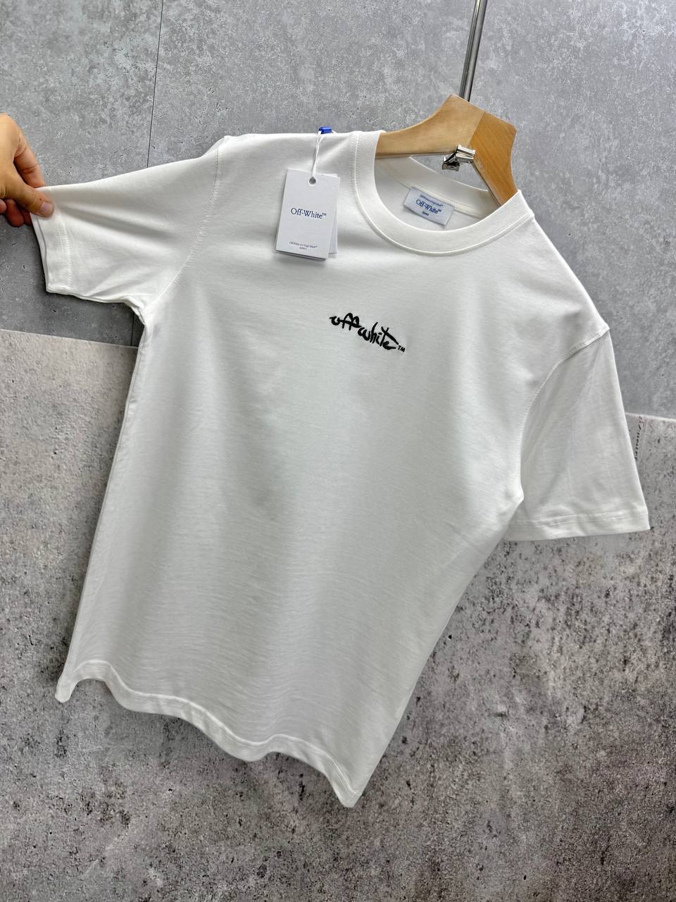 The Off-White Script Logo Cotton T-Shirt UK Reps AAA Quality