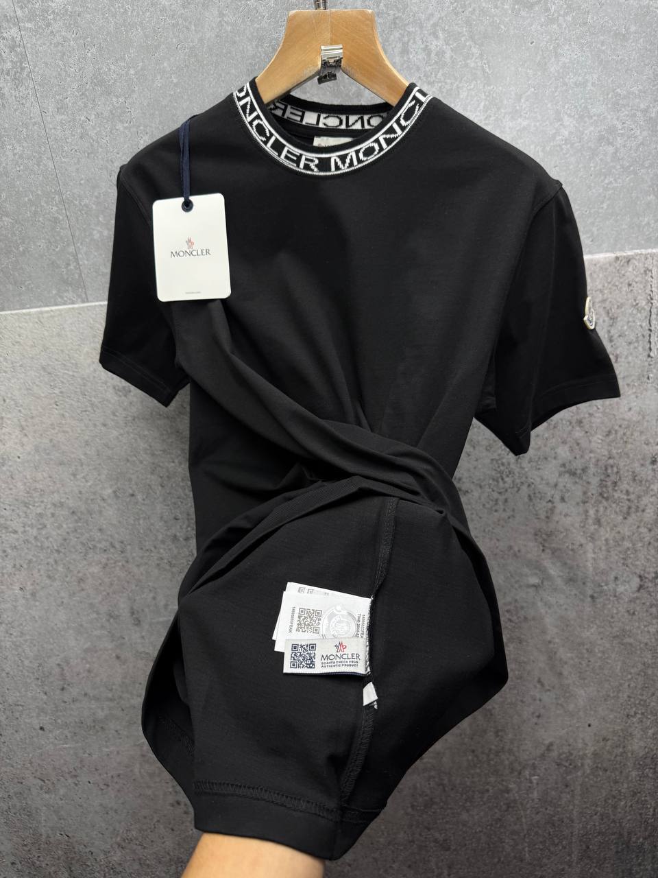 The Refined Staple: Moncler Logo-Trimmed Cotton T-Shirt UK Reps AAA Quality