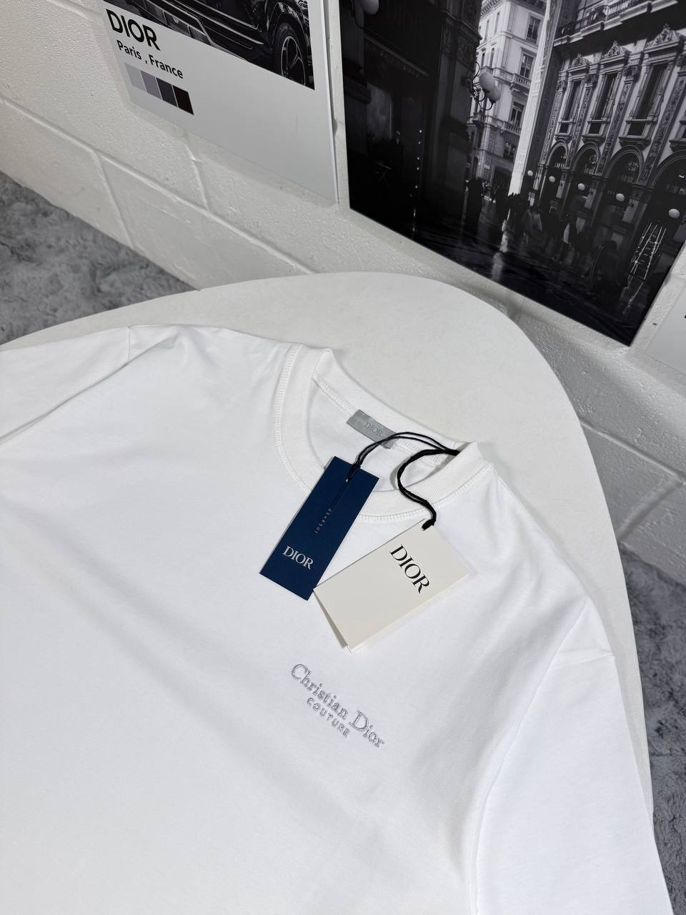 The Pinnacle of Minimalism: Dior Icons T-Shirt UK Reps AAA Quality