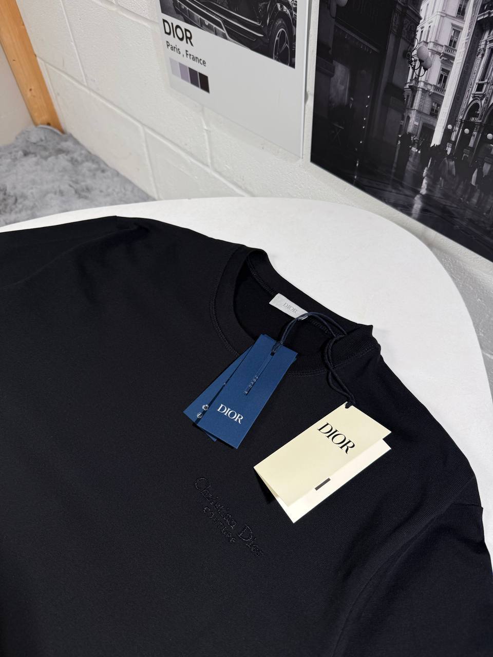 The Pinnacle of Minimalism: Dior Icons T-Shirt UK Reps AAA Quality