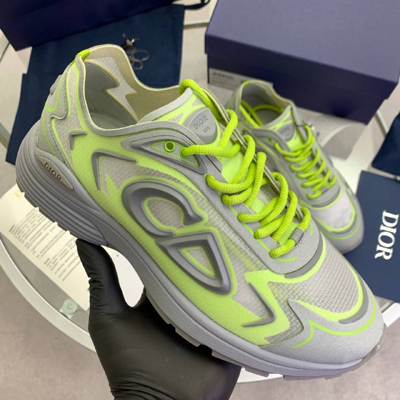 The Dior B30 Evolution: Spring 2026 Showcase UK Reps AAA Quality