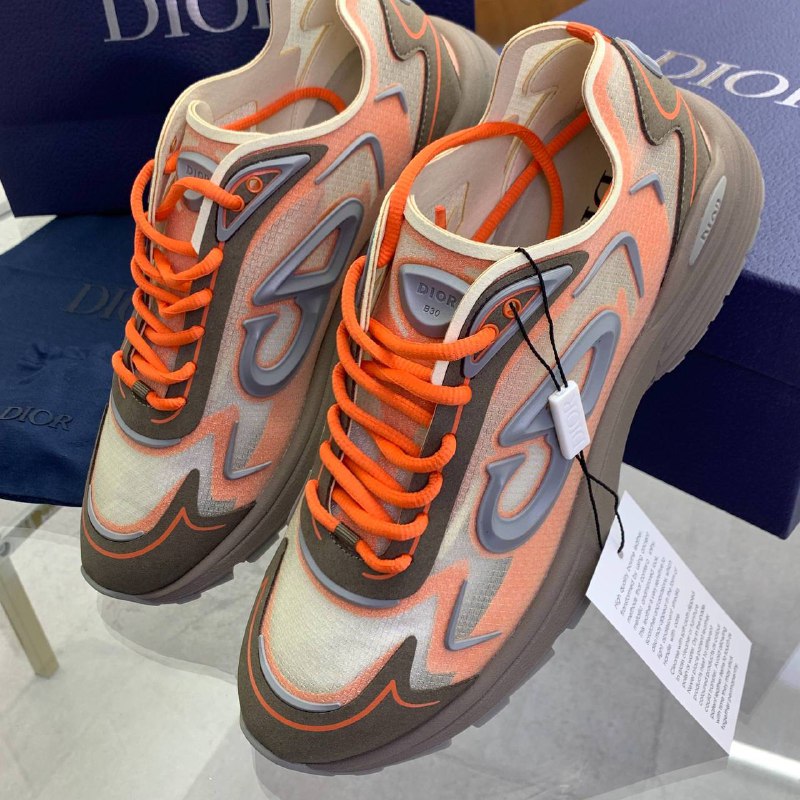 The Dior B30 Evolution: Spring 2026 Showcase UK Reps AAA Quality