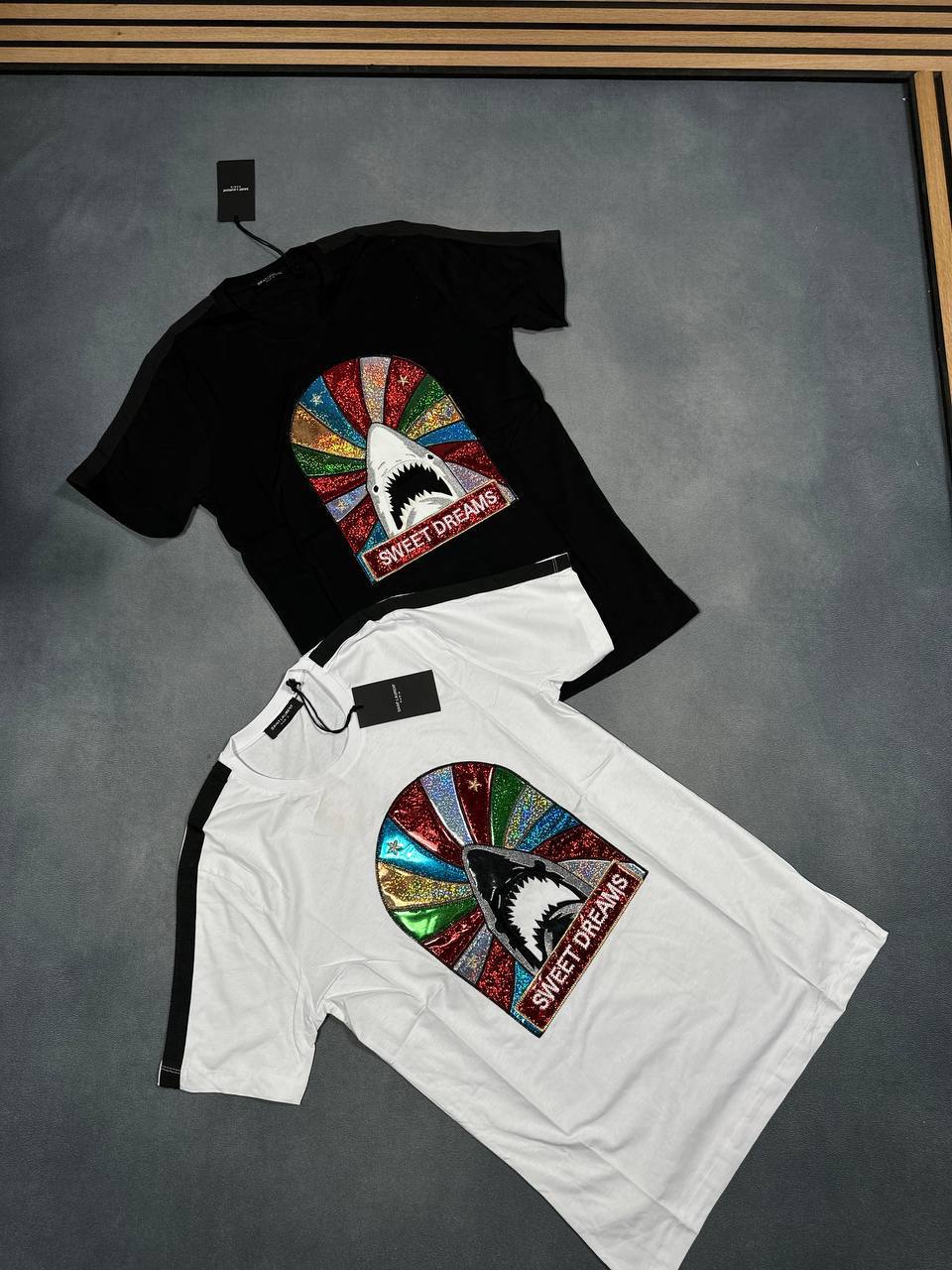 Saint Laurent Paris "Sweet Dreams" Shark Graphic Cotton T-Shirt UK Reps AAA Quality