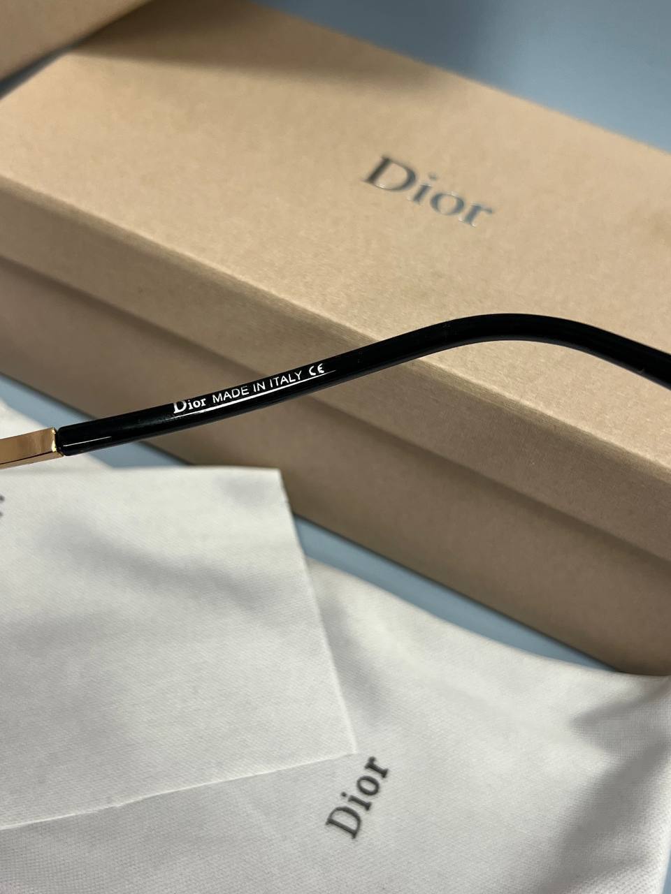 Dior Men's Geometric Luxury Aviator Sunglasses Twin Set AAA Quality Reps UK