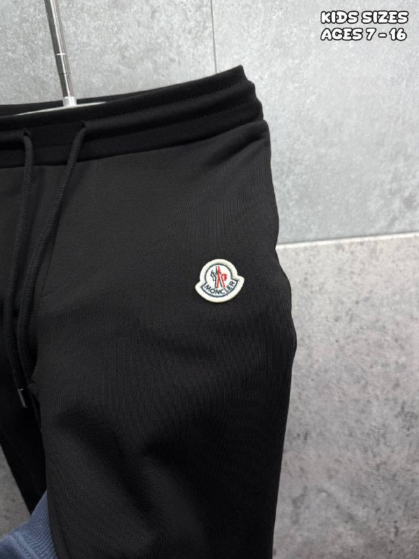 Moncler Enfant Kids' Logo Tracksuit (Ages 7–16) UK Reps AAA Quality