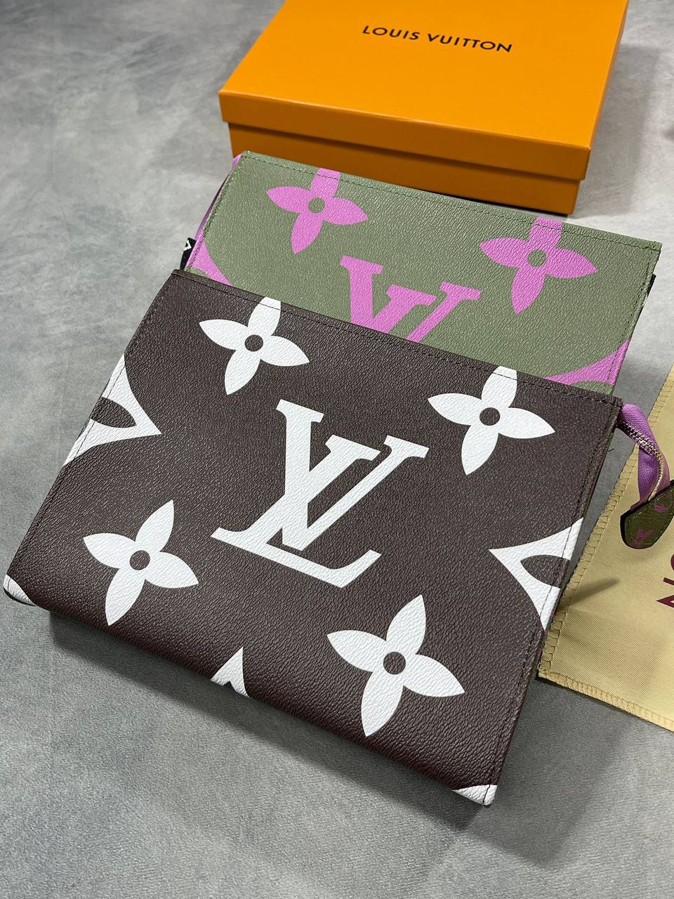 Louis Vuitton Summer "Giant Monogram" Pochette UK Reps AAA Quality