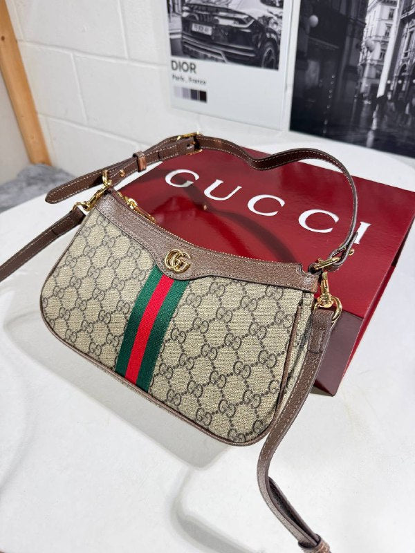 The Gucci Ophidia Small Shoulder Bag UK Reps AAA Quality.