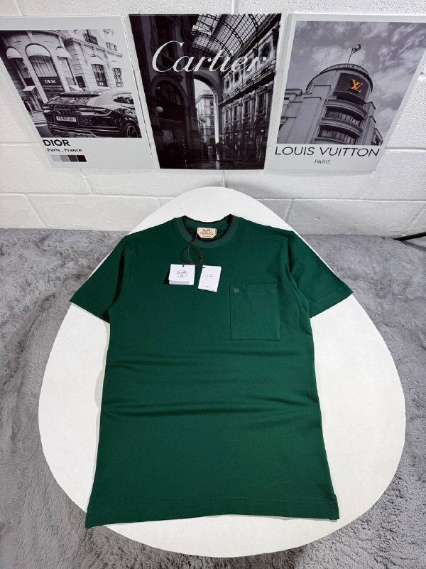 Hermès Men's Plain White T-Shirt with Chest Pocket UK Reps AAA Quality