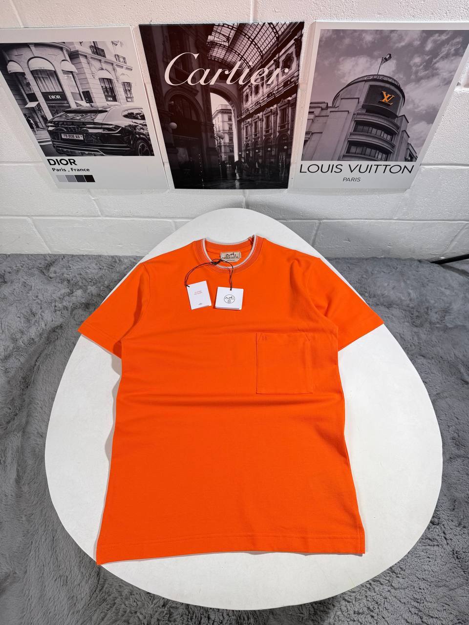 Hermès Men's Plain White T-Shirt with Chest Pocket UK Reps AAA Quality