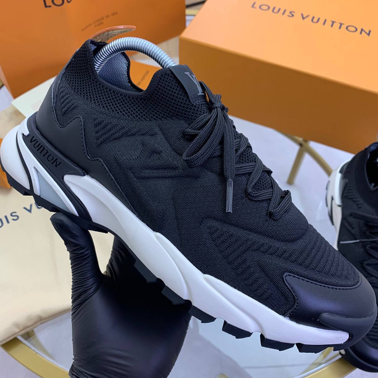 Louis Vuitton LV Runner Tatic Sneakers UK Reps AAA Quality