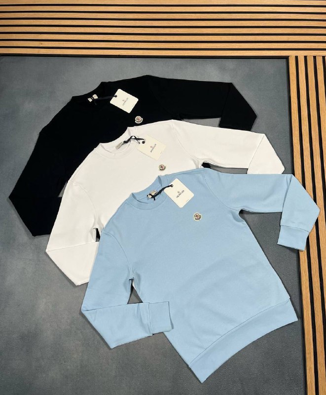 Moncler logo crewneck sweatshirts UK Reps AAA Quality