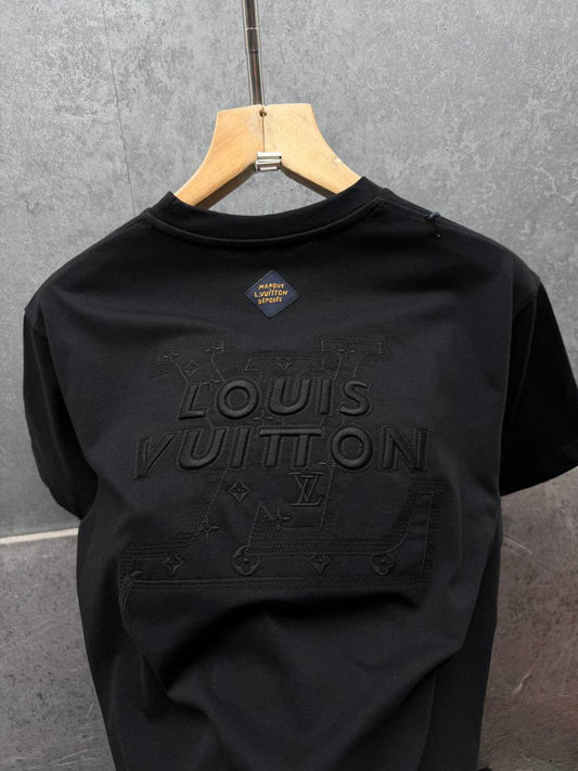 Louis Vuitton Embossed Logo T-Shirt UK Reps AAA Quality
