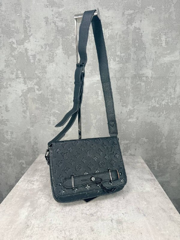 Louis Vuitton Steamer Messenger Bag UK Reps AAA Quality