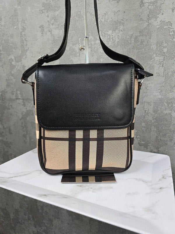 Burberry Haymarket Check Messenger Bag UK Reps AAA Quality