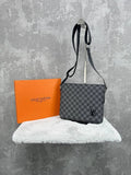 Louis Vuitton District PM Messenger Bag UK Reps AAA Quality