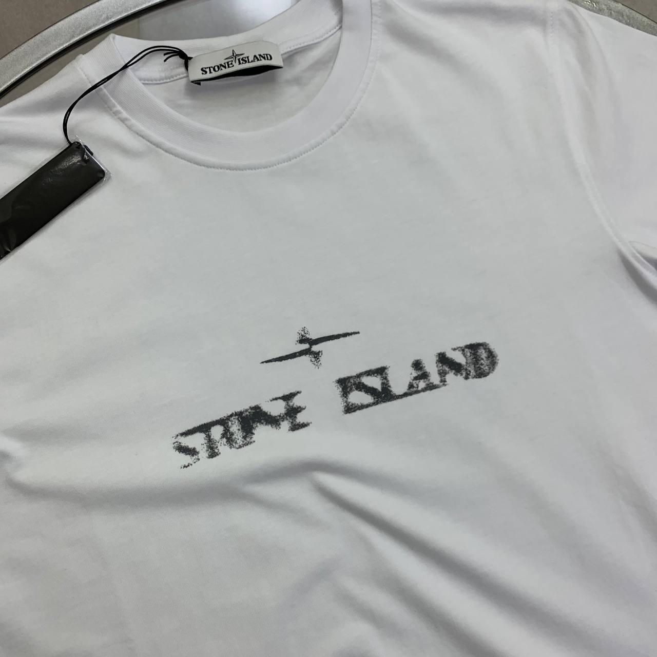 Stone Island Paint-Stroke Compass Logo T-Shirt UK Reps AAA Quality