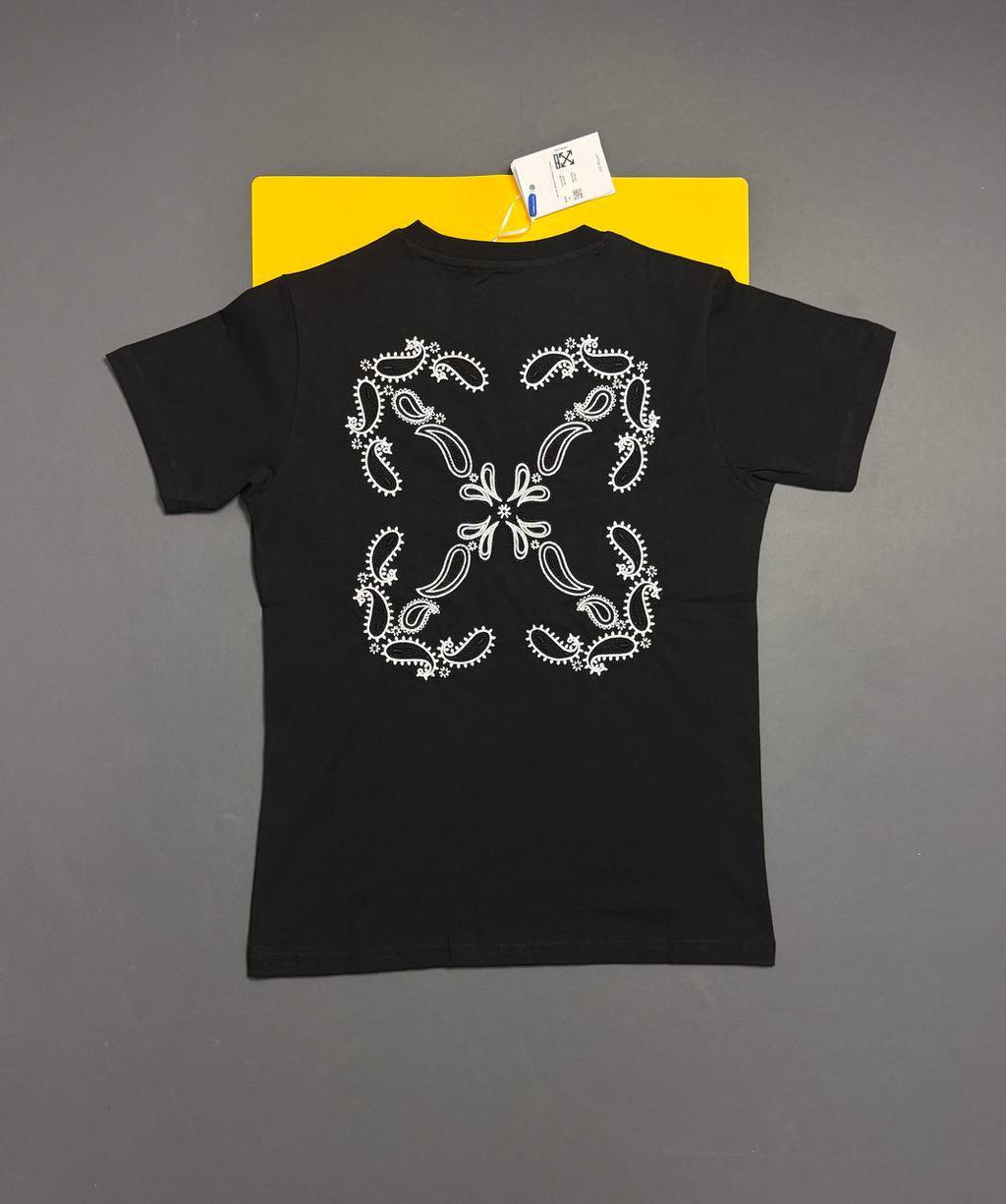 Off-White Men's Luxury Embr Bandana Arrow Cotton Graphic Tee AAA Quality Reps UK