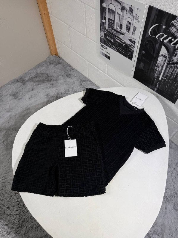 Givenchy Kids Luxury 4G Monogram Cream Co-ord Set AAA Quality Reps UK