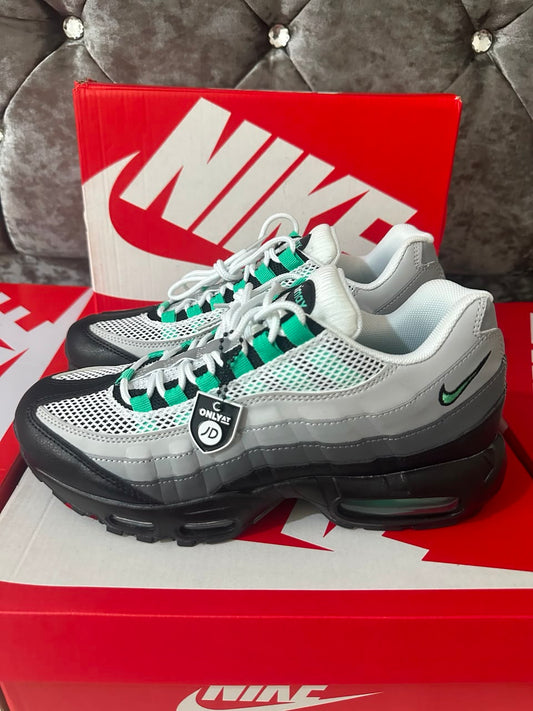 Nike Air Max 95 Green Mens Trainers UK Reps AAA Quality
