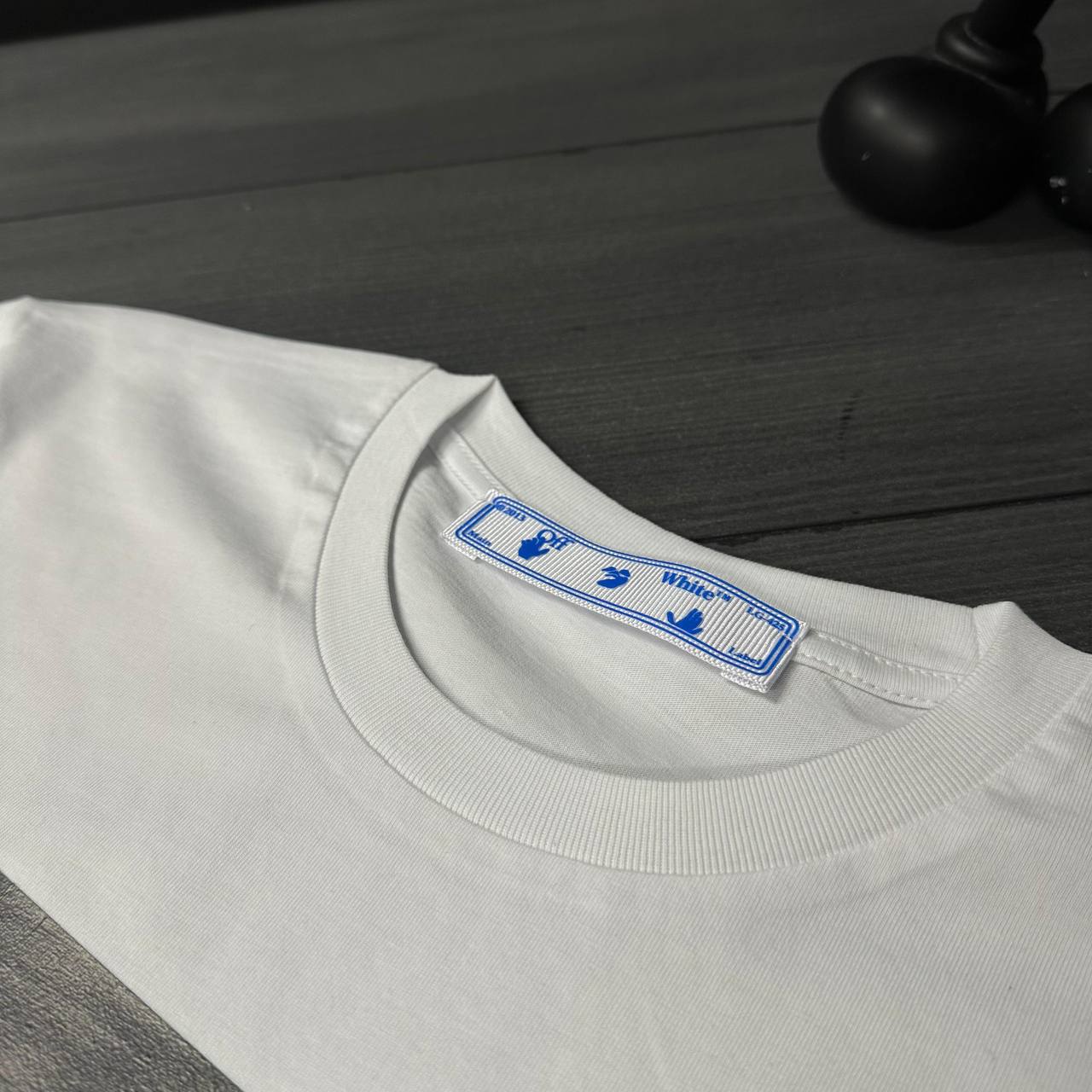 Off-White Caravaggio Saint T-Shirt in 2 Colors UK Reps AAA Quality