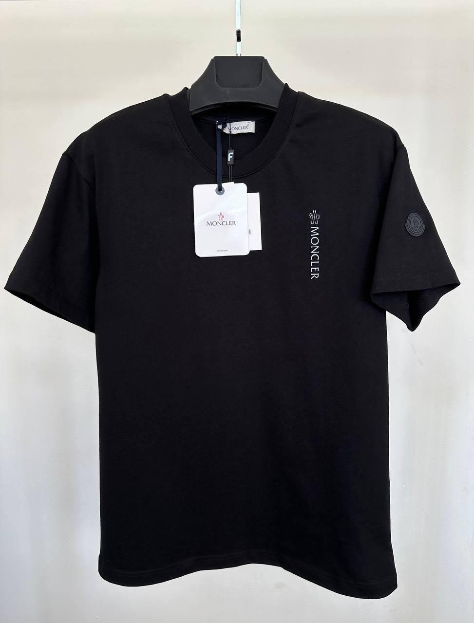 Moncler Men's Logo T-Shirts in 2 Colors UK Reps AAA Quality
