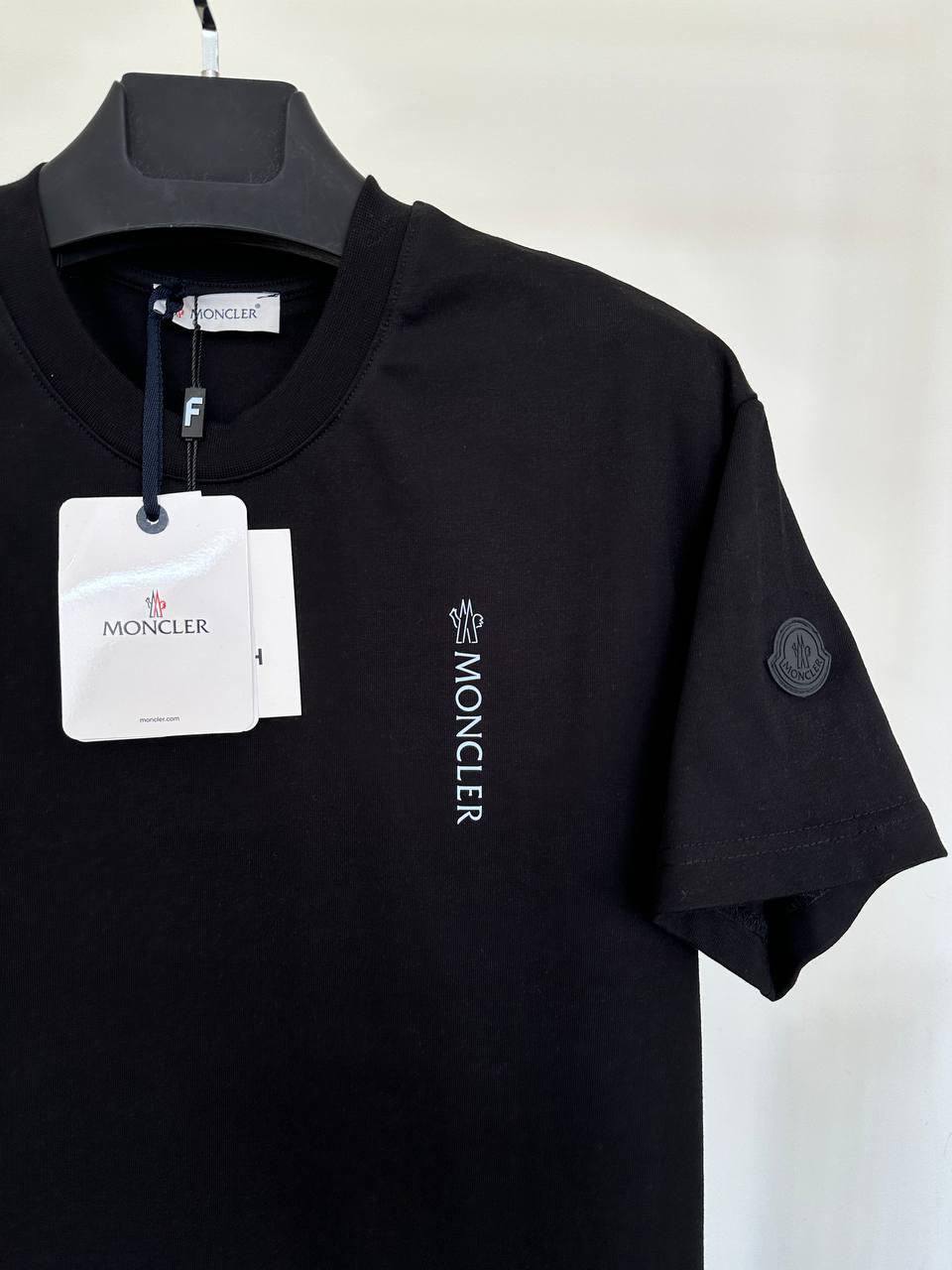 Moncler Men's Logo T-Shirts in 2 Colors UK Reps AAA Quality