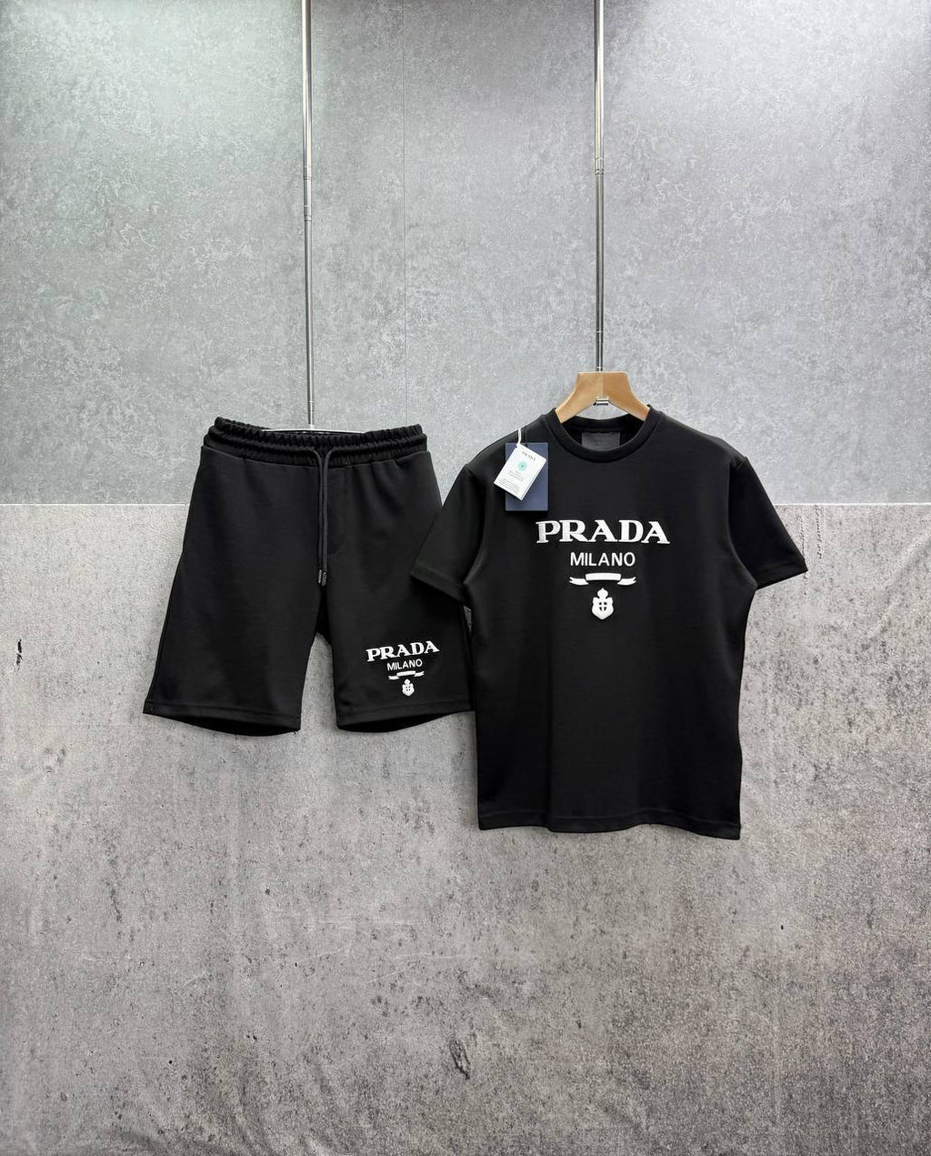 Prada Logo T-Shirts & Shorts Set in Multiple Colors Mens UK Reps AAA Quality