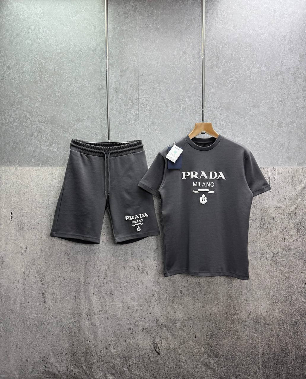 Prada Logo T-Shirts & Shorts Set in Multiple Colors Mens UK Reps AAA Quality