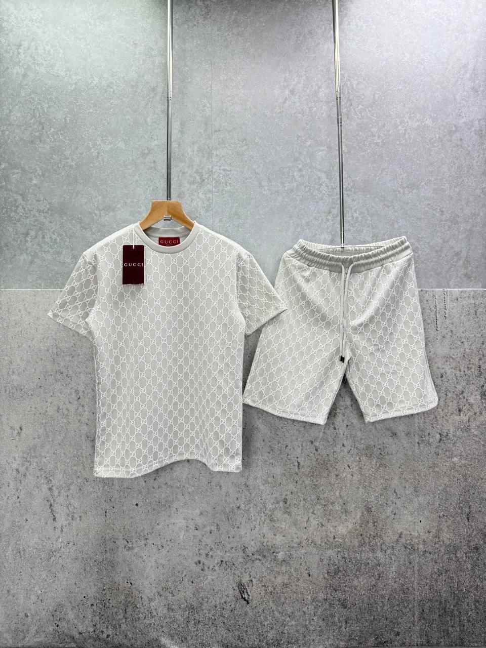 Gucci GG Monogram Mens T-Shirts & Shorts Set in 2 Colors UK Reps AAA Quality