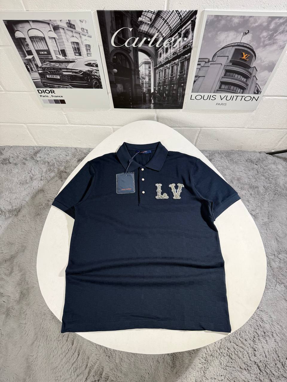 Louis Vuitton LV Embroidered Polo Shirts for Mens in 2 Colors UK Reps AAA Quality