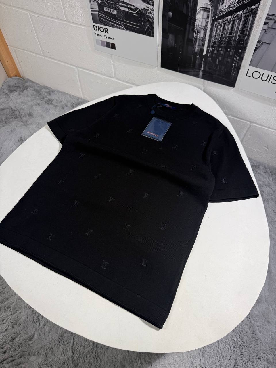 Louis Vuitton Logo Print T-Shirt Mens in 2 Colors Best Sale UK Reps AAA Quality