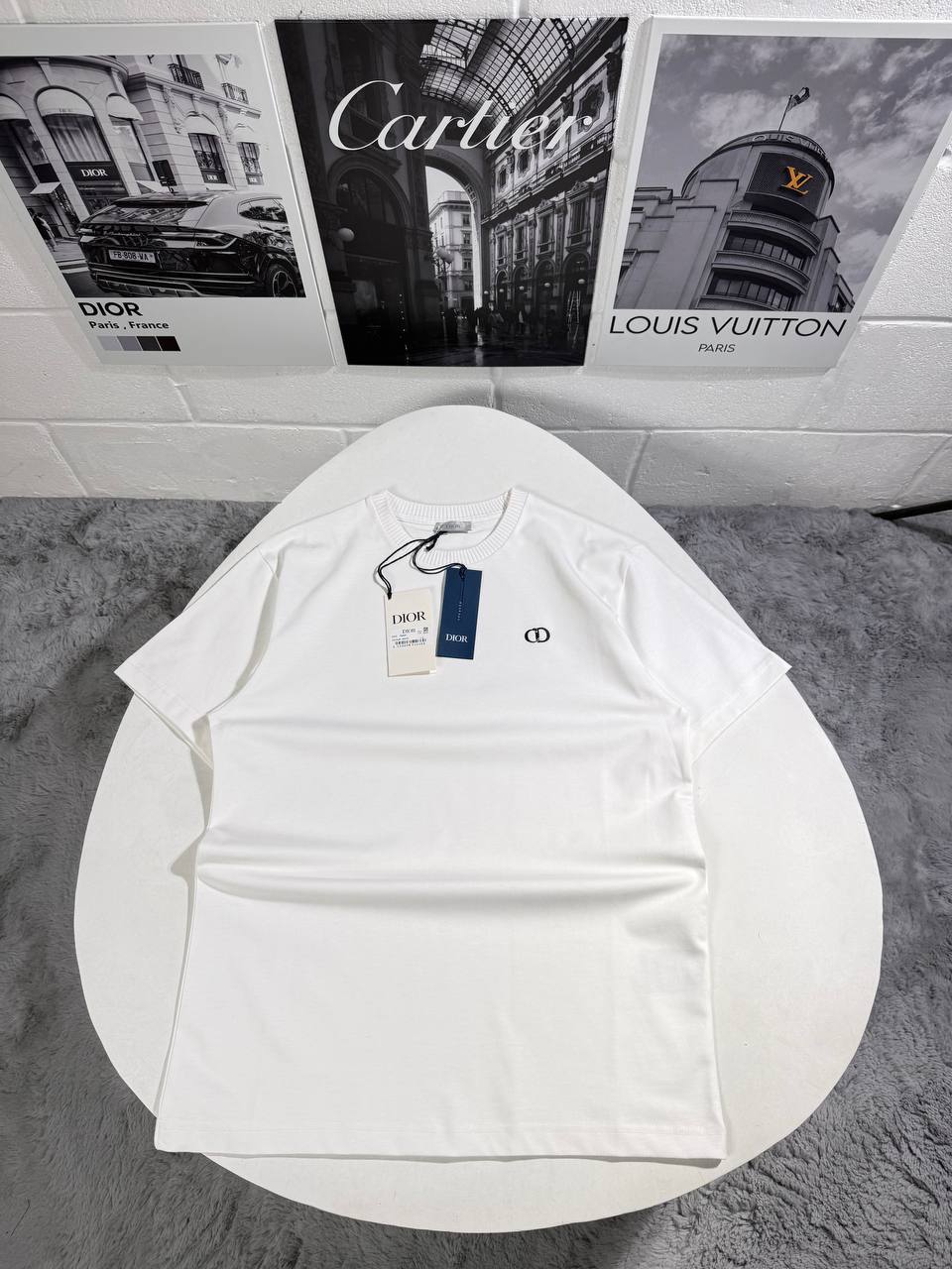 Christian Dior Small Logo T-Shirts Relaxed Fit in 2 Colors UK Reps AAA Quality
