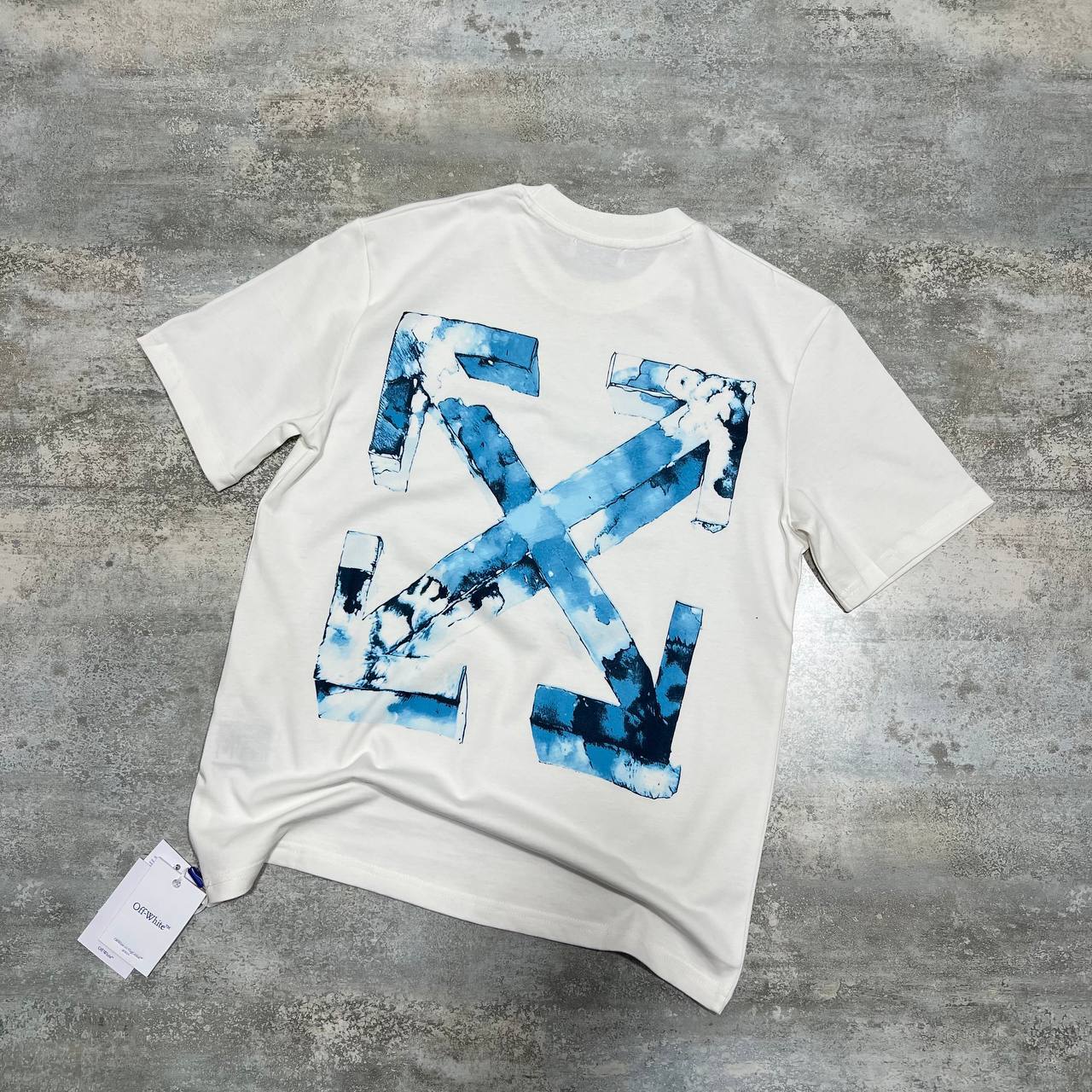 Off-White Cloudy Arrow Skate T-Shirt in 2 Colors UK Reps AAA Quality
