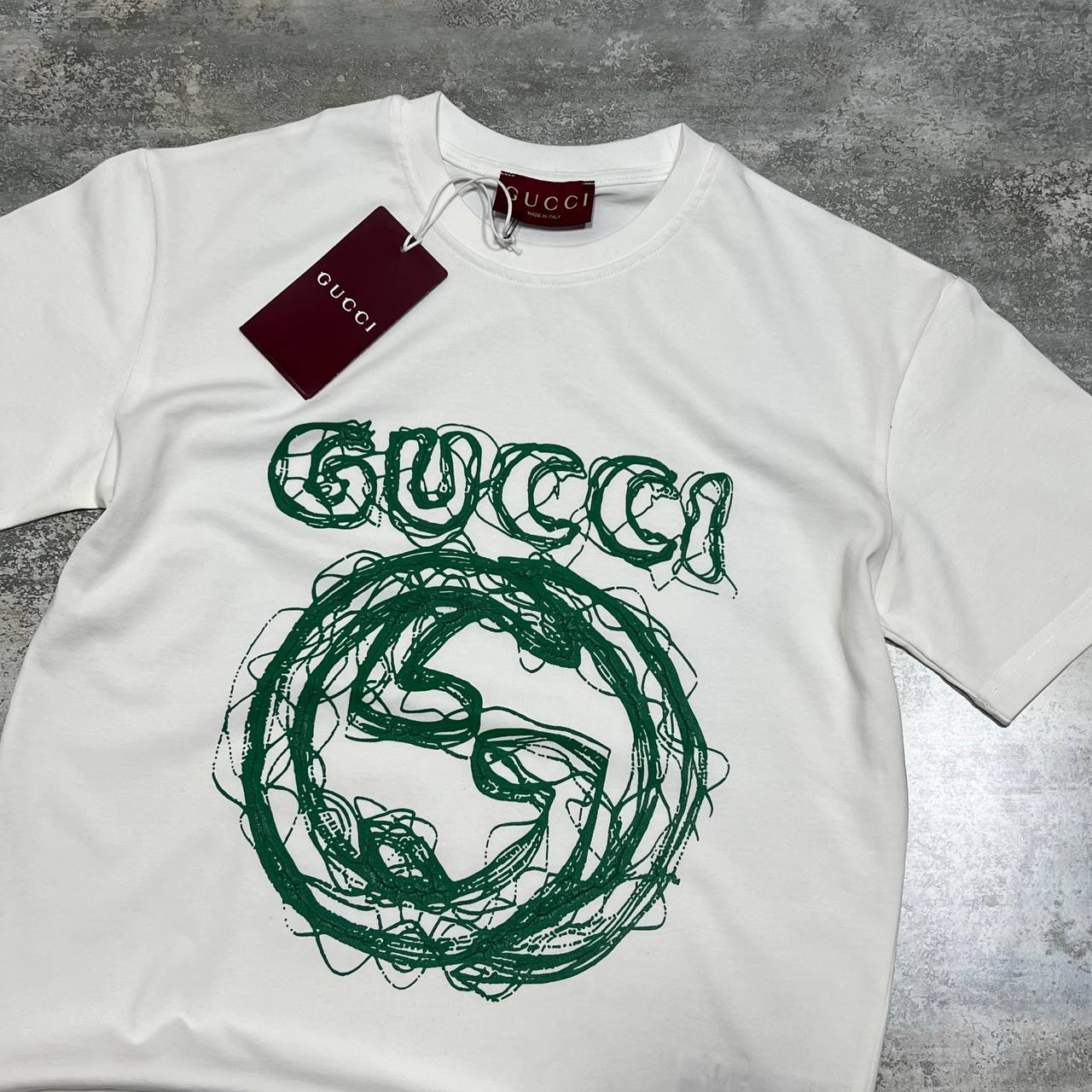 Gucci Interlocking G Scribble Logo T-Shirtin 2 Colors UK Reps AAA Quality