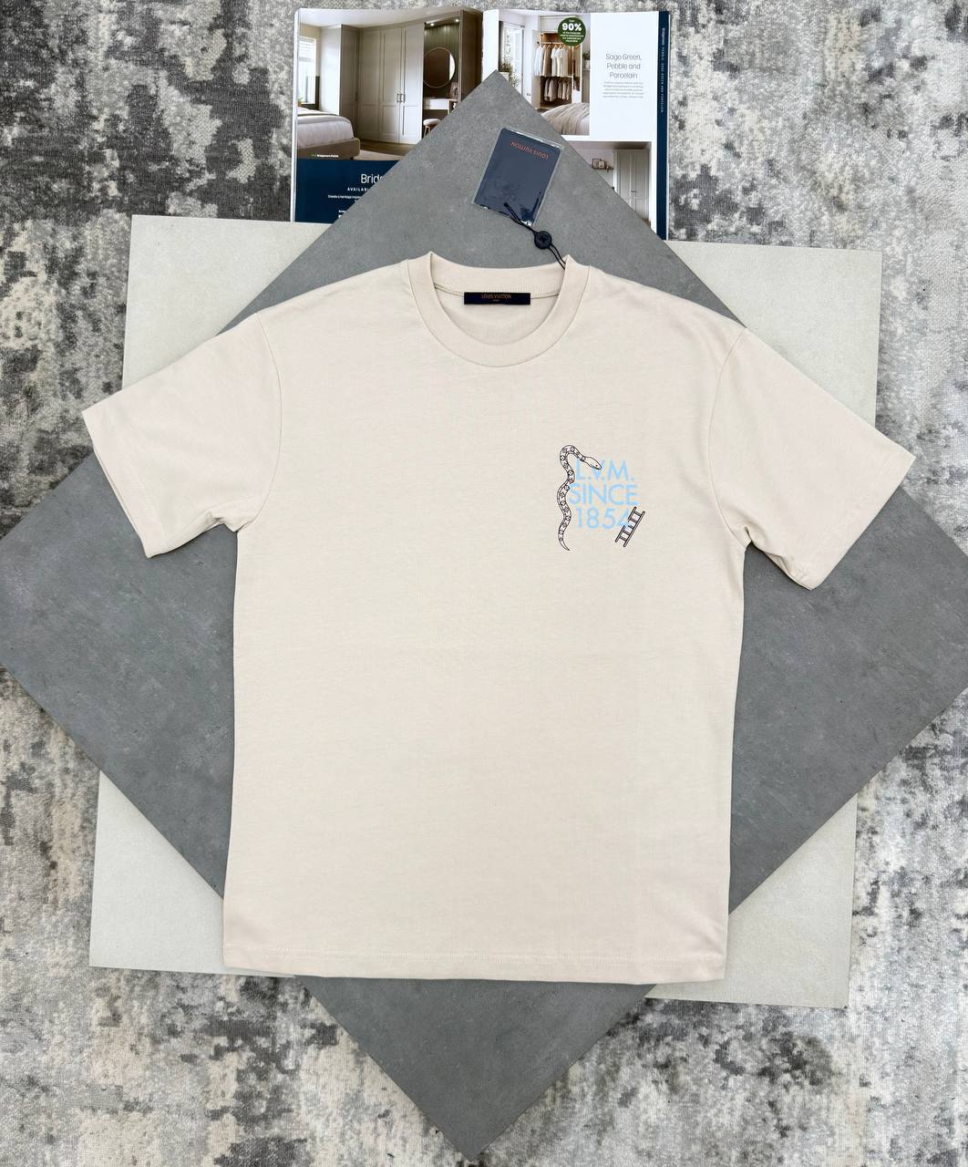 Louis Vuitton Snakes & Ladders Motif in Multiple Colors T-Shirt UK Reps AAA Quality