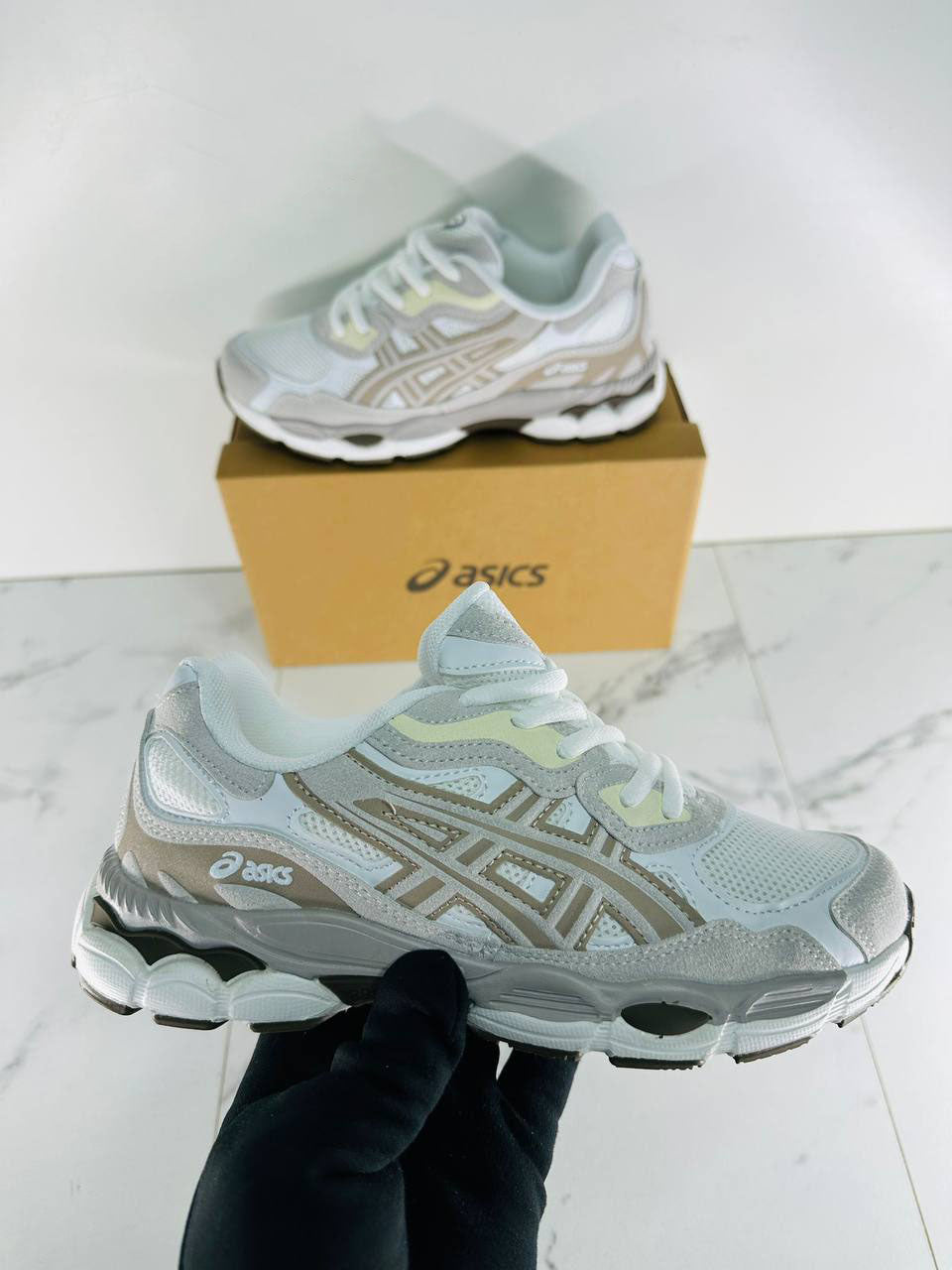 Asics Gel-Nyc Cream/Oyster Grey Womens Trainers UK Reps AAA Quality