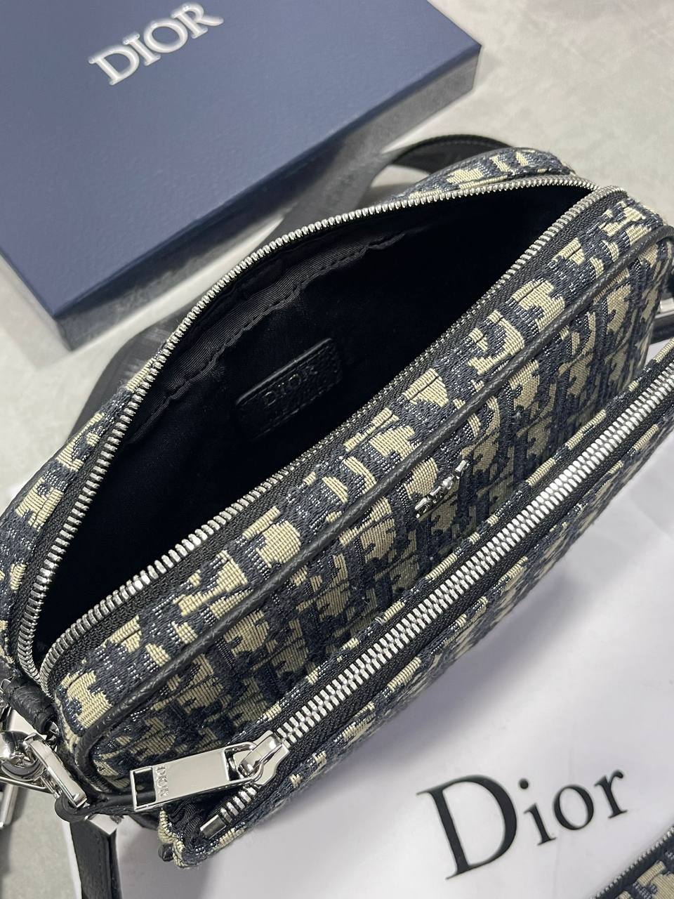 Christian Dior Zipped Pouch with Strap Beige and Black Oblique Jacquard Shoulder Bag Mens Best Sale UK Reps AAA Quality