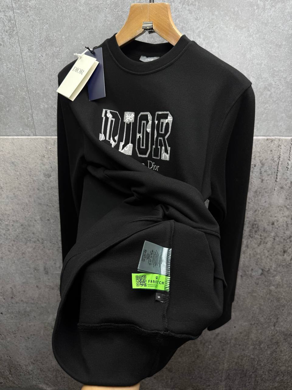 Christian Dior CD Dior Embroidered Round Neck Mens Jumpers in 2 Colors Best Sale UK Reps AAA Quality