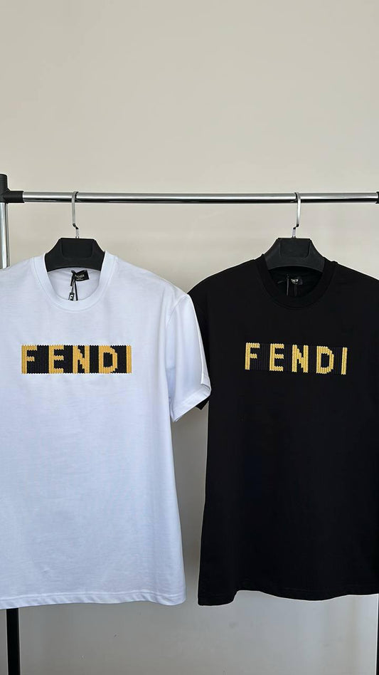 Fendi Logo Print Relaxed Fit Crew Neck T-Shirt Mens in 2 Colors Best Sale UK Reps AAA Quality